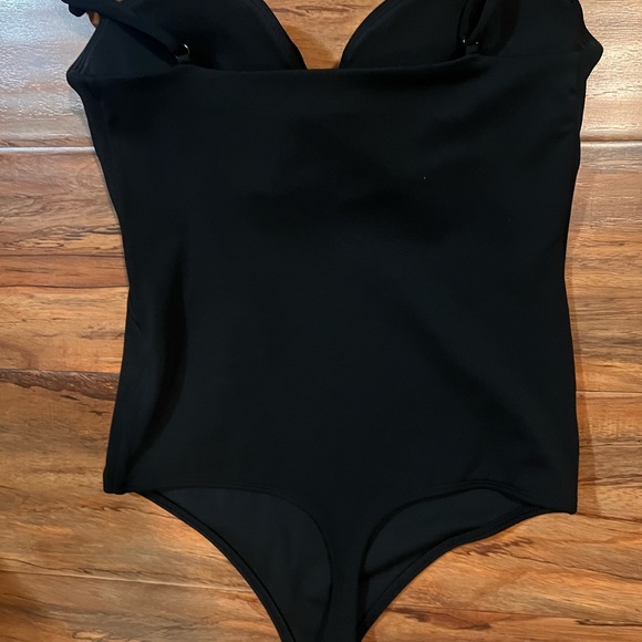 Black Express Bodysuit - Picture 2 of 3